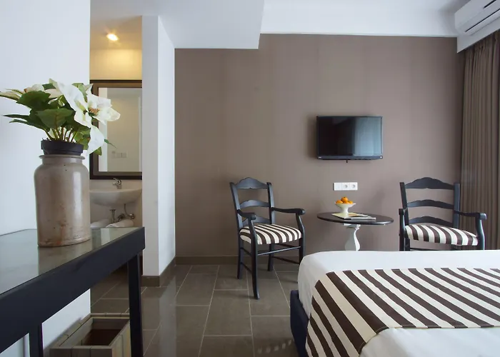 7 Bidadari Boutique 3*