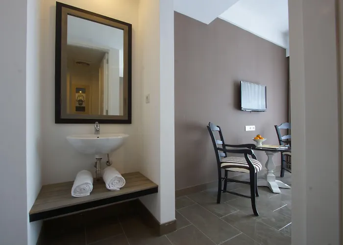 7 Bidadari Boutique Hotel 3*